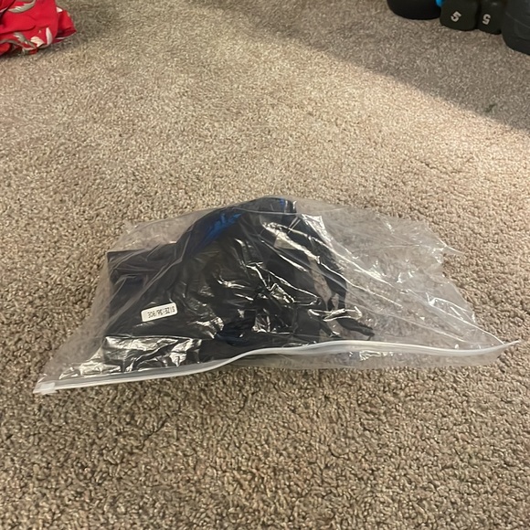 New without tags DEEP CUP BRA HIDE BACK FAT WITH SHAPEWEAR INCORPORATED - Picture 4 of 4